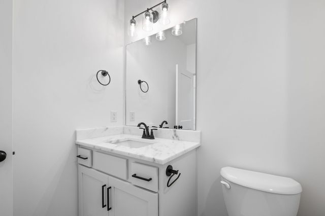 209 Blantons Park Dr, Gallatin, TN 37066