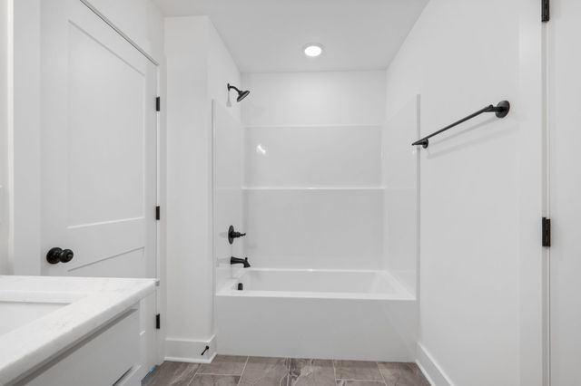 209 Blantons Park Dr, Gallatin, TN 37066