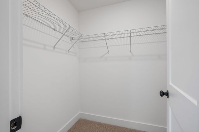 209 Blantons Park Dr, Gallatin, TN 37066