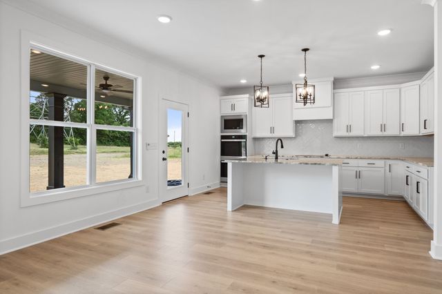 209 Blantons Park Dr, Gallatin, TN 37066