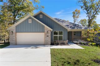 71 Wandsworth Drive, Bella Vista, AR 72715