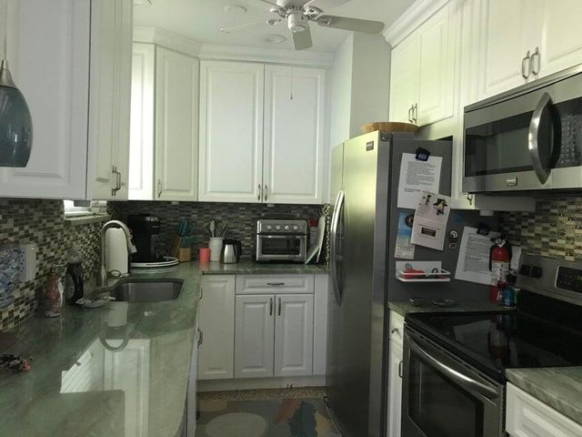 7 Belair Drive, Boynton Beach, FL 33435