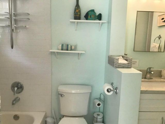 7 Belair Drive, Boynton Beach, FL 33435