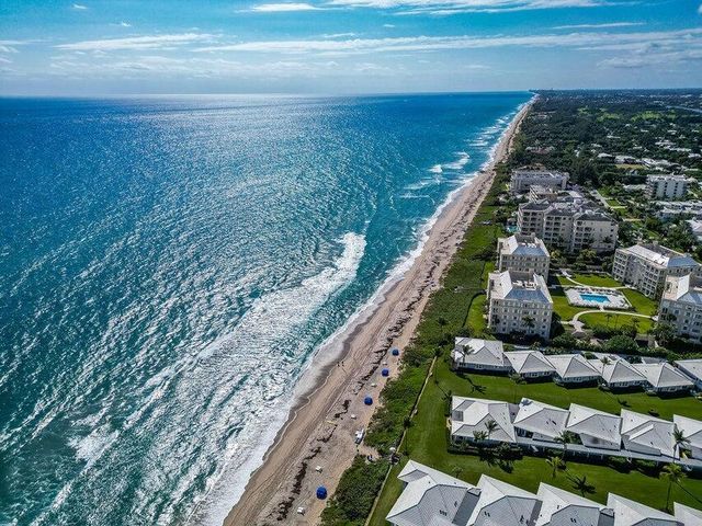 7 Belair Drive, Boynton Beach, FL 33435