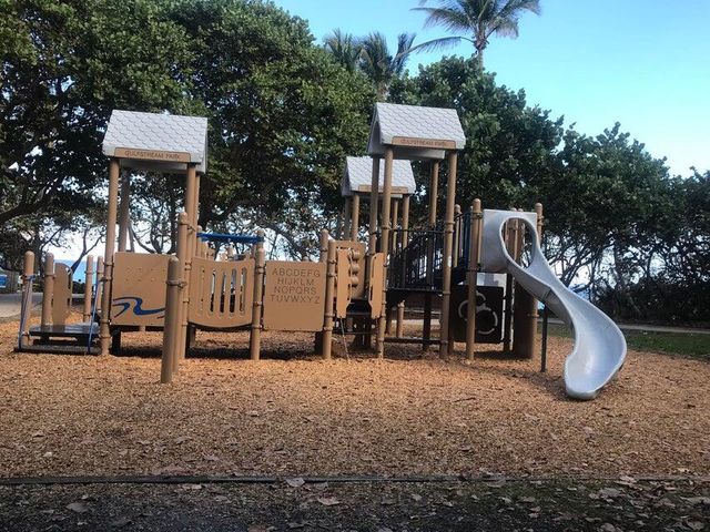 7 Belair Drive, Boynton Beach, FL 33435