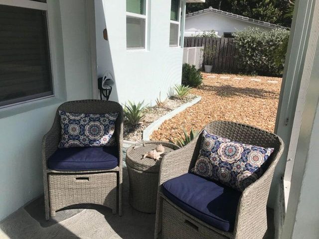 7 Belair Drive, Boynton Beach, FL 33435