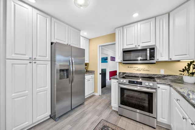 351 W Ridge Circle, Oshtemo Twp, MI 49009