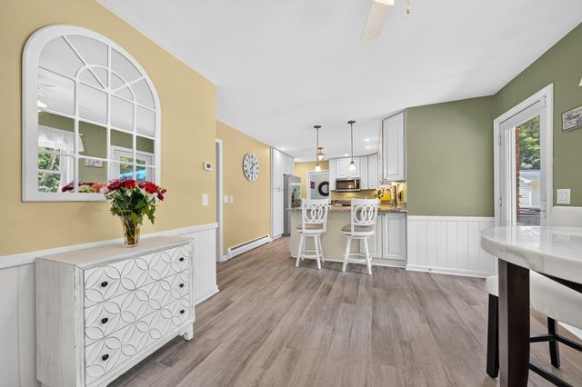 351 W Ridge Circle, Oshtemo Twp, MI 49009