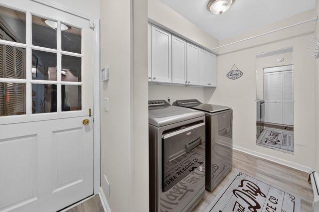 351 W Ridge Circle, Oshtemo Twp, MI 49009