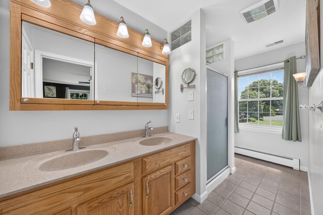 351 W Ridge Circle, Oshtemo Twp, MI 49009