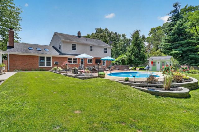 351 W Ridge Circle, Oshtemo Twp, MI 49009