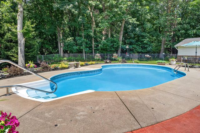 351 W Ridge Circle, Oshtemo Twp, MI 49009