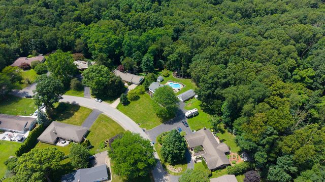 351 W Ridge Circle, Oshtemo Twp, MI 49009