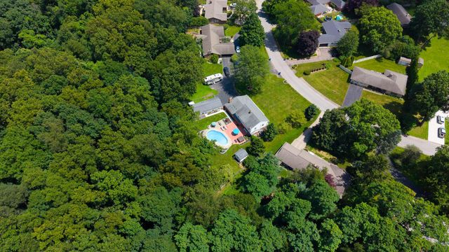 351 W Ridge Circle, Oshtemo Twp, MI 49009