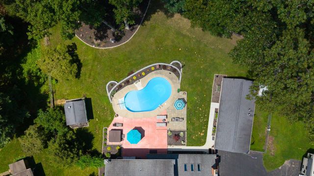 351 W Ridge Circle, Oshtemo Twp, MI 49009