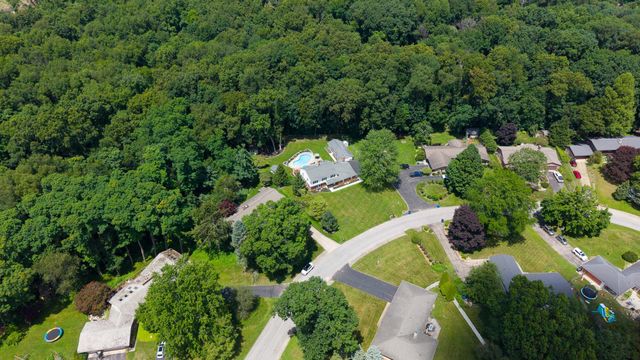 351 W Ridge Circle, Oshtemo Twp, MI 49009