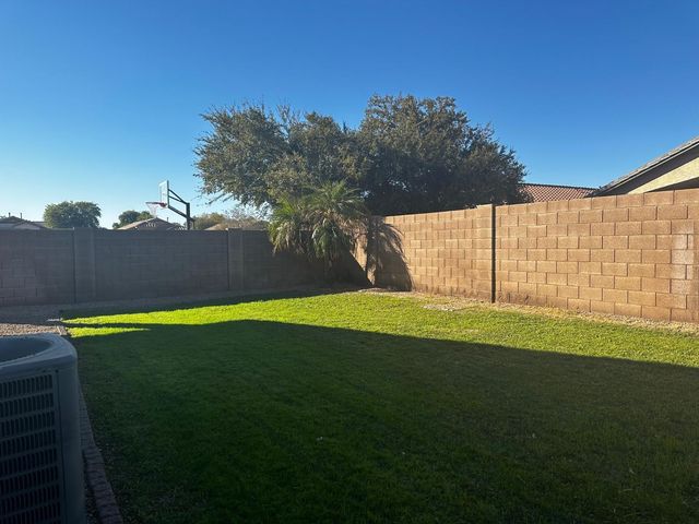1672 W Paisley Drive, San Tan Valley, AZ 85144
