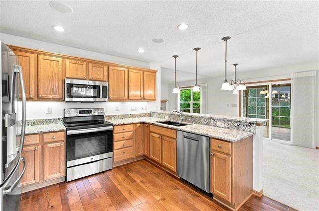 1611 Pine Ridge Court, Coralville, IA 52241