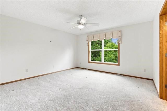 1611 Pine Ridge Court, Coralville, IA 52241