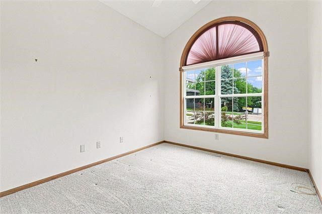 1611 Pine Ridge Court, Coralville, IA 52241