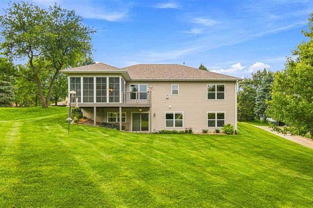 1611 Pine Ridge Court, Coralville, IA 52241
