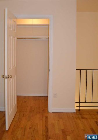 110 Midland Avenue 13A, Midland Park, NJ 07432