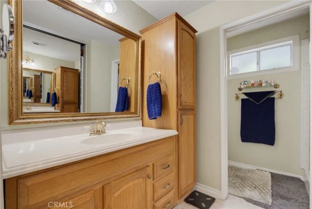 4623 E 4th 6, Long Beach, CA 90814
