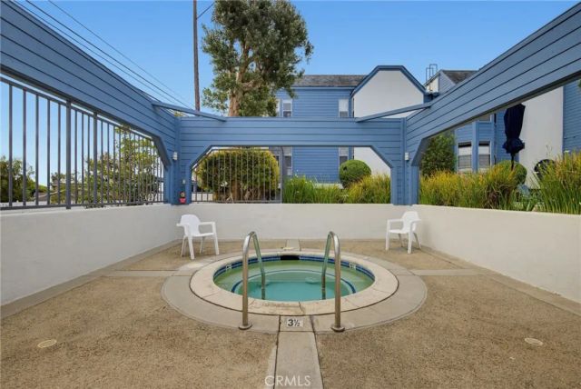 4623 E 4th 6, Long Beach, CA 90814