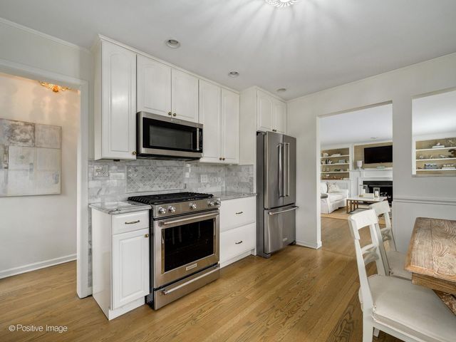 674 Highview Terrace, Lake Forest, IL 60045