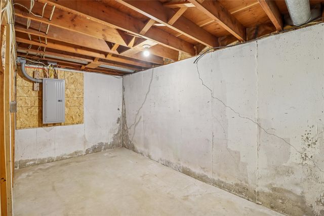 120 E Pearl Street, Osceola, IA 50213