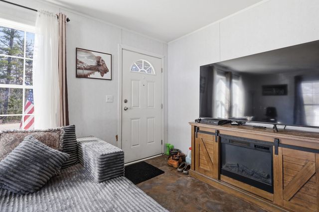 147 Salmon Falls Road, Rochester, NH 03868
