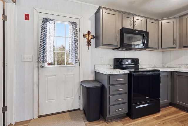147 Salmon Falls Road, Rochester, NH 03868