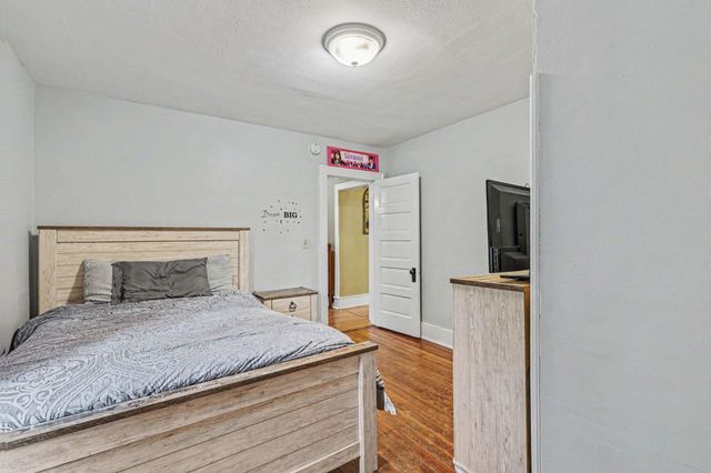 1130 Ireland Avenue, Muskegon City, MI 49441