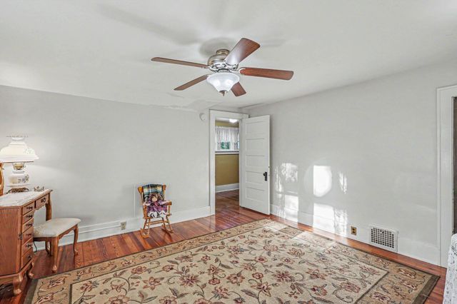 1130 Ireland Avenue, Muskegon City, MI 49441