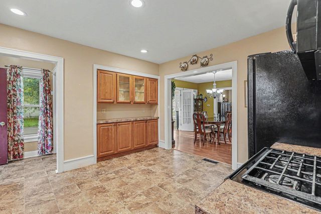 1130 Ireland Avenue, Muskegon City, MI 49441