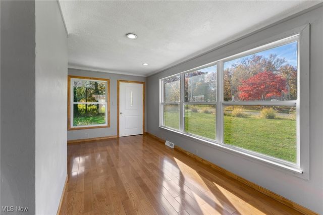 269 W Dennick Avenue, Youngstown, OH 44504