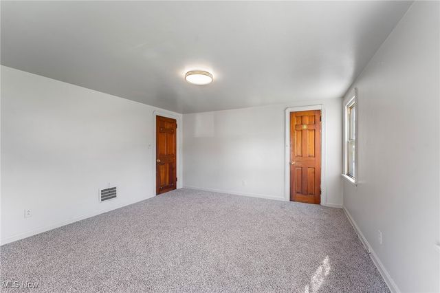 269 W Dennick Avenue, Youngstown, OH 44504