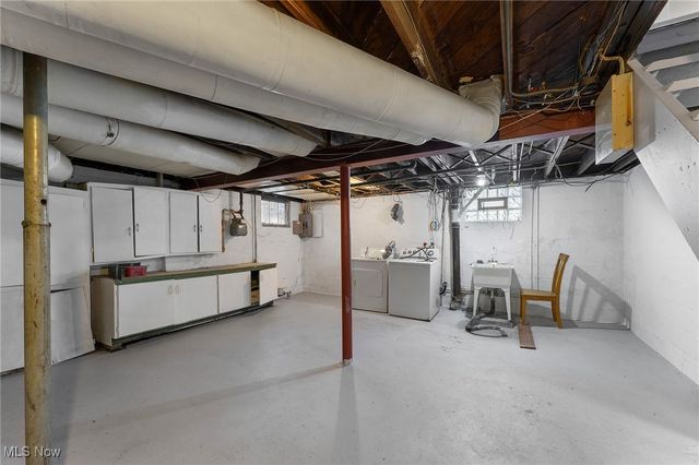 269 W Dennick Avenue, Youngstown, OH 44504