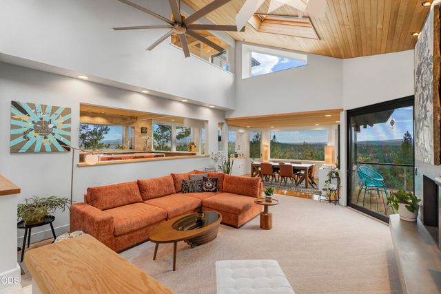 2075 NW Trenton Avenue, Bend, OR 97703