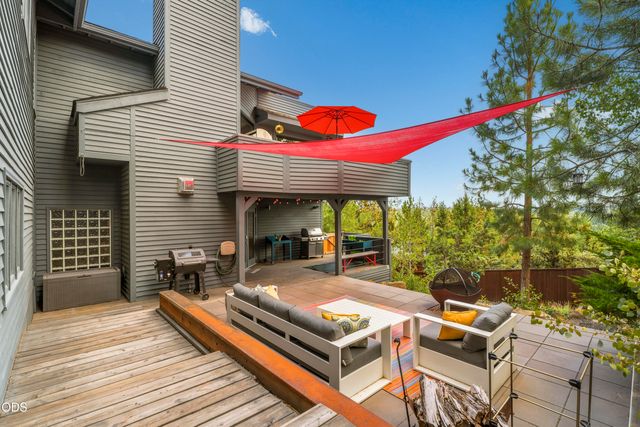2075 NW Trenton Avenue, Bend, OR 97703
