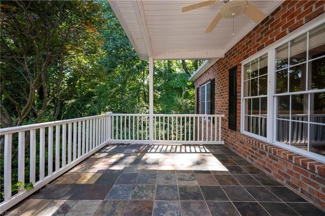 130 Alpine Court, Winston-salem, NC 27104