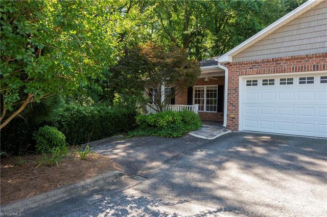 130 Alpine Court, Winston-salem, NC 27104
