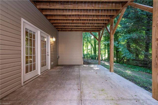 130 Alpine Court, Winston-salem, NC 27104