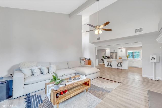 3304 MORAN ROAD, Tampa, FL 33618