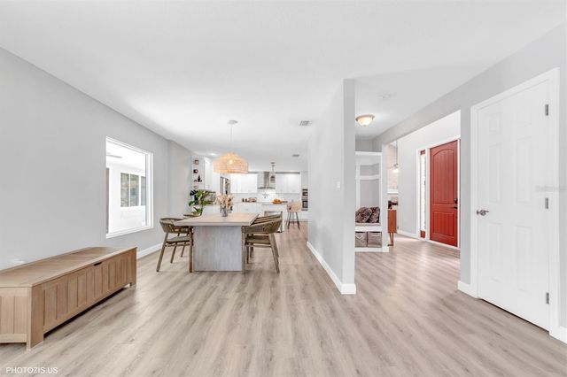 3304 MORAN ROAD, Tampa, FL 33618