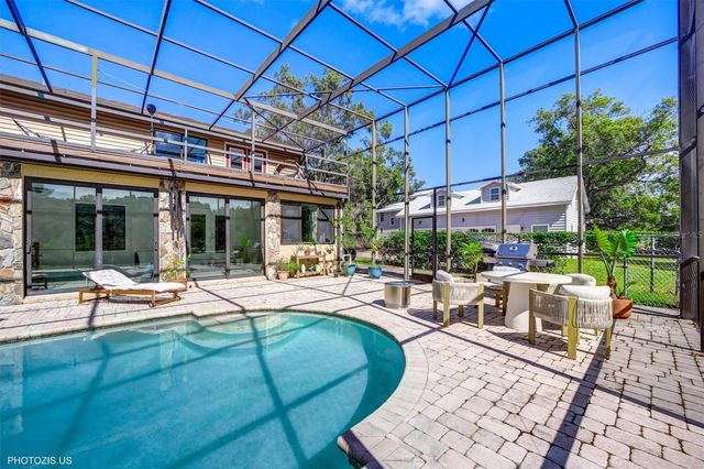 3304 MORAN ROAD, Tampa, FL 33618