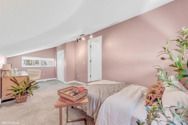 3304 MORAN ROAD, Tampa, FL 33618