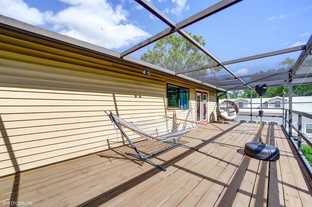 3304 MORAN ROAD, Tampa, FL 33618