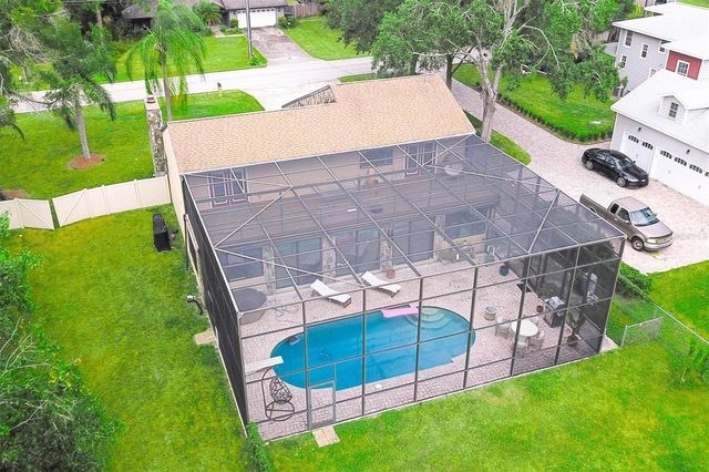 3304 MORAN ROAD, Tampa, FL 33618