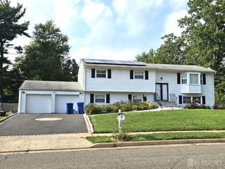 86 Mitchell Avenue, Piscataway, NJ 08854